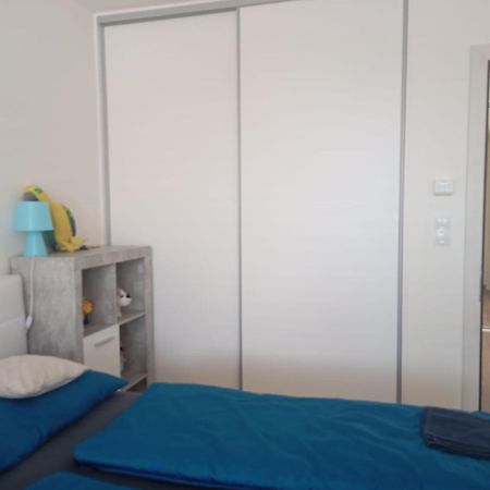 Moderni Pokoj S Parkovanim Zdarma Brünn Exterior foto