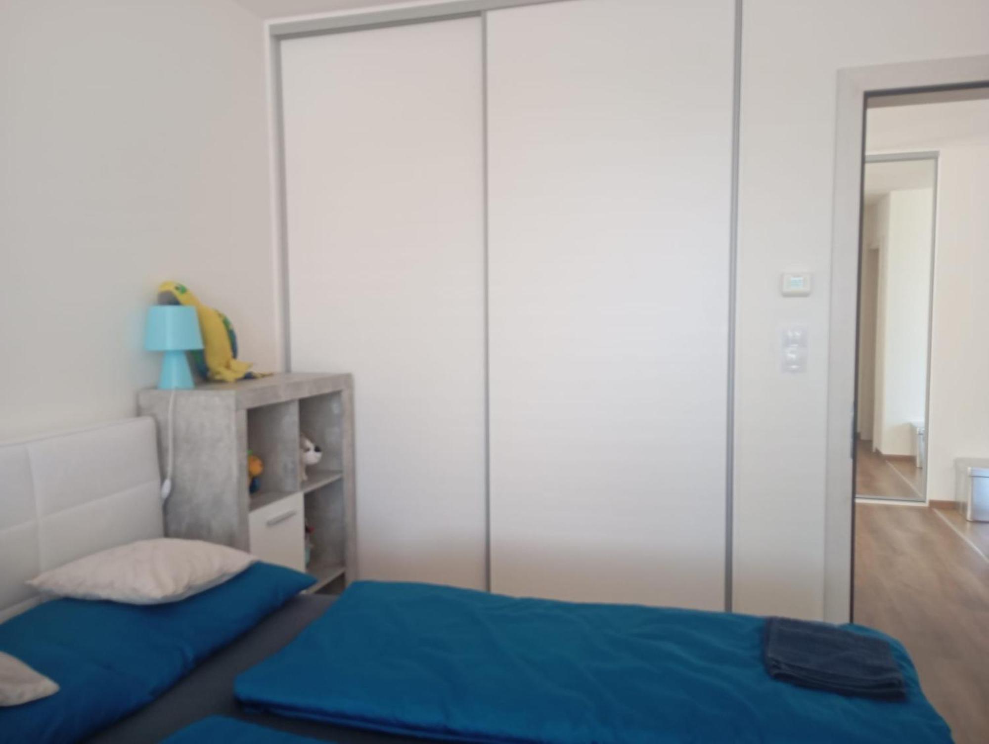 Moderni Pokoj S Parkovanim Zdarma Brünn Exterior foto