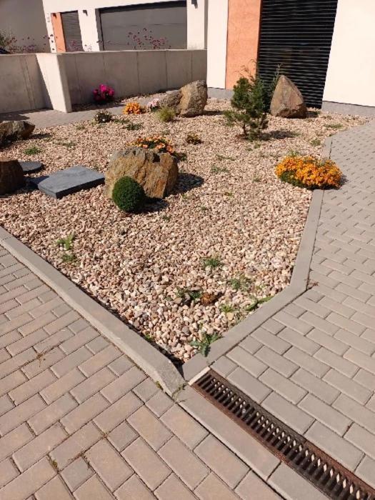 Moderni Pokoj S Parkovanim Zdarma Brünn Exterior foto